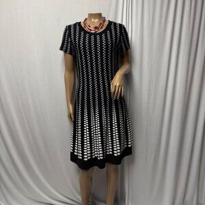 Brixton Ivy Black White Short Sleeve Stretch Knit A-Line Dress Womens Sz Medium